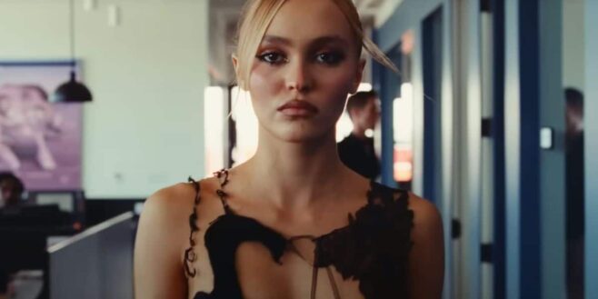 Lily-Rose Depp sans vêtements et totalement déjantée fait exploser Instagram