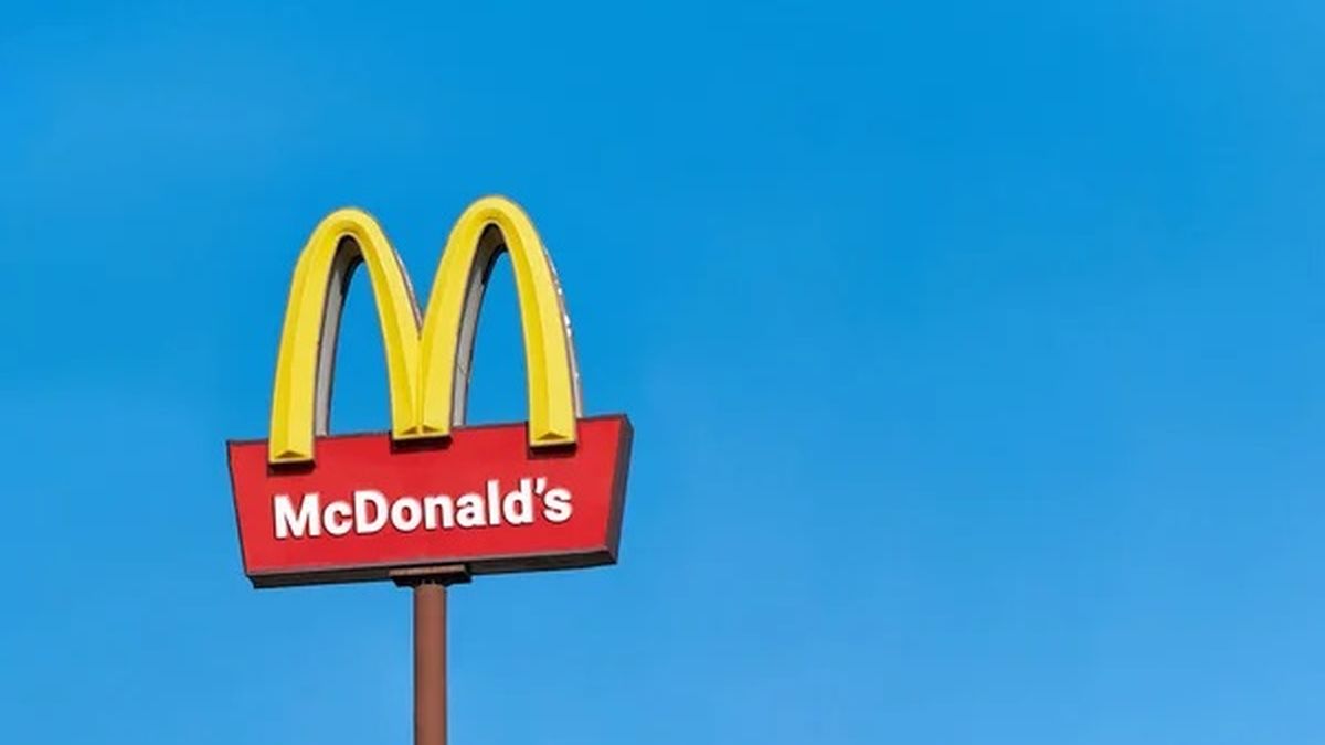 McDonald's : la marque Yves-Saint Laurent crée un sac Happy Meal de luxe magnifique !