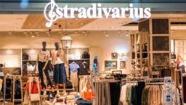 Stradivarius cartonne avec cette doudoune similicuir très chaude à moins de 50 euros