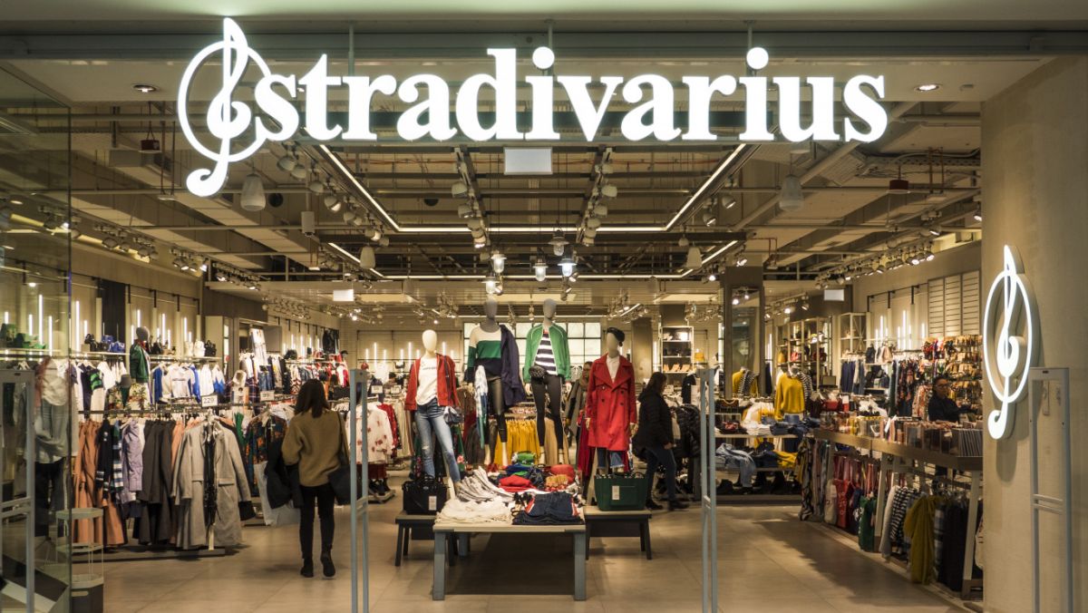 Stradivarius les 5 pièces à shopper de toute urgence à moins de 15 euros !