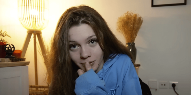 Olympe, la célèbre Youtubeuse française de 23 ans veut être euthanasiée, elle avait la vie devant elle !