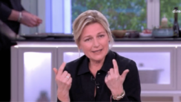 Anne-Elisabeth Lemoine : cette chose qu'elle regrette depuis qu'elle anime C à vous !