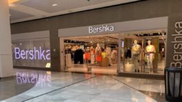 Bershka transforme cette veste de survêtement des années 90 en super tendance du printemps !
