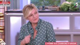 C à vous : Anne-Elisabeth Lemoine explose tout pendant l'émission !