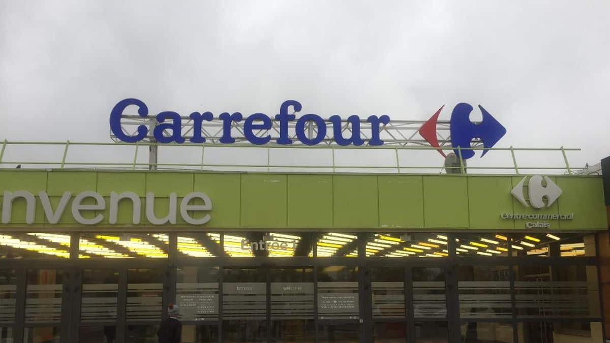 Cohue chez Carrefour pour ce meuble malin et multifonction qui va vous aider à tout ranger