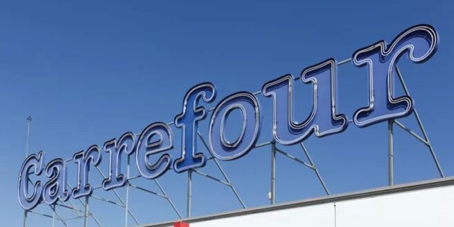 Cohue chez Carrefour pour ce meuble parfait pour avoir le dressing de vos rêves à petit prix !