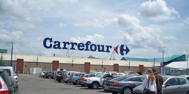 Cohue chez Carrefour pour ces dupes de bottes UGG vendues à moins de 10 euros !