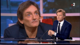France 2 cette vidéo hallucinante de Pierre Palmade à la sortie du tribunal choque tout le monde !
