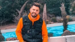 Kevin Guedj pris en flagrant délit avec deux filles dans les toilettes par des videurs