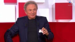 Michel Drucker prend une décision difficile à cause de sa santé, c'est bientot terminé pour Vivement Dimanche !