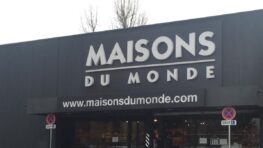 Ruée chez Maisons du monde pour ce super canapé parfait pour des soirées Netflix ou des diners entre amis !