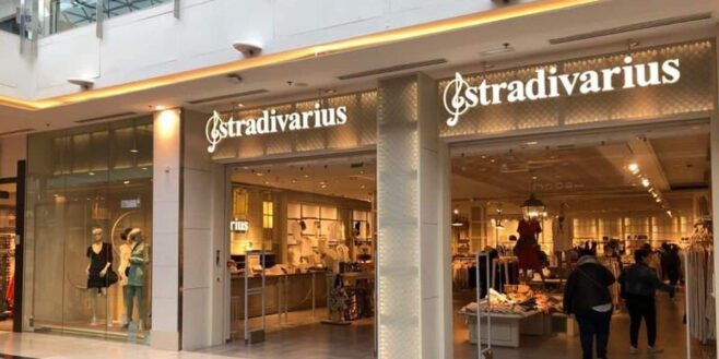 Stradivarius fait fondre les fans de mode avec cette sublime robe à petit prix !