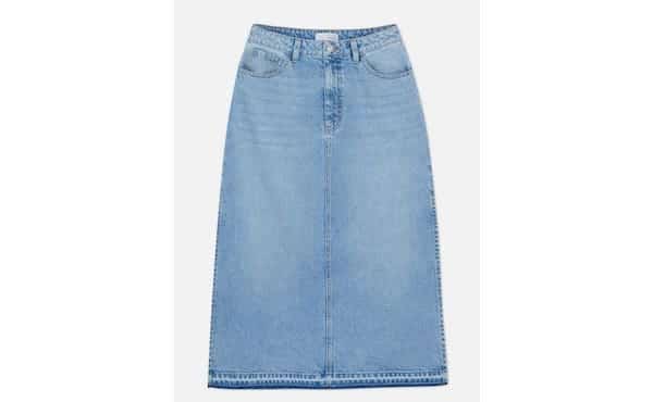 Primark cartonne avec cette jupe en jean à 20 euros que vous allez adorer porter au printemps !
