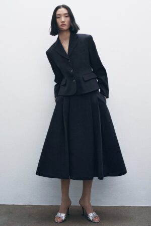 Cohue chez Zara pour cet ensemble en laine ultra-chic pour terminer l'hiver avec élégance