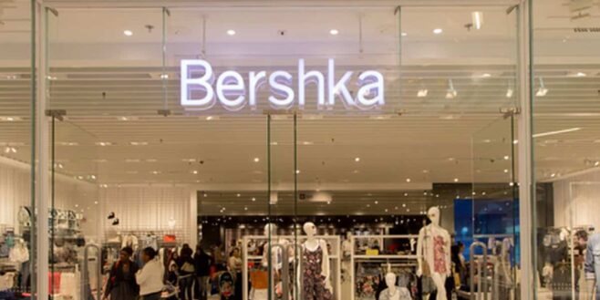 Bershka fait fondre les fans de mode avec cette splendide robe d'été en jean à moins de 26 euros !