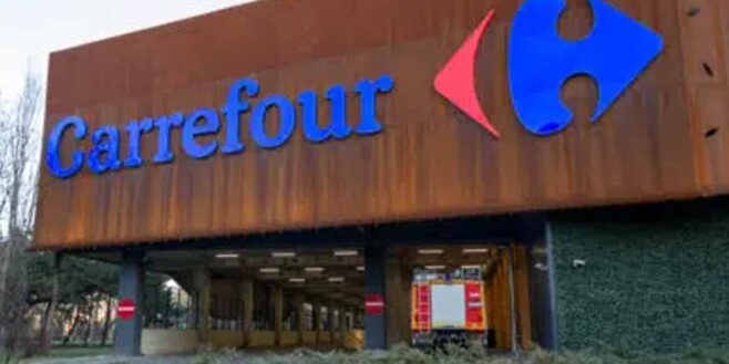 Carrefour innove et lance le premier bureau qui ne prend pas de place à moins de 35 euros !