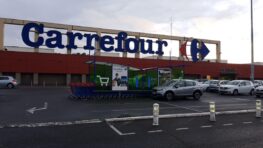 Carrefour transforme votre salon en salle de cinéma pour des soirées cinéma et séries réussies !