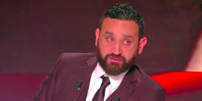 Cyril Hanouna très triste annonce les départs de Kelly Vedovelli et Delphine Wespiser de TPMP !