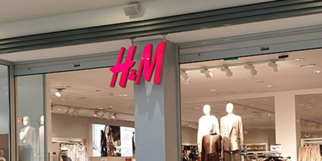 H&M frappe fort sa robe de soirée idéale pour vos soirées d'été à tout petit prix !