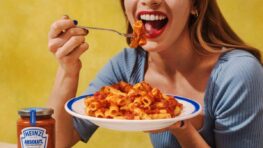 Heinz et Absolut s'associent et dévoilent la première sauce tomate à la Vodka !