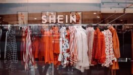 Shein surprend les fans de mode avec ce sublime blazer à prix mini !