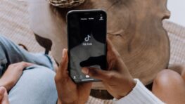Tiktok devient la risée des réseaux sociaux après cette décision pour les mineurs !