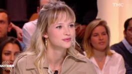 Angèle met le feu à Coachella, la chanteuse est invincible !