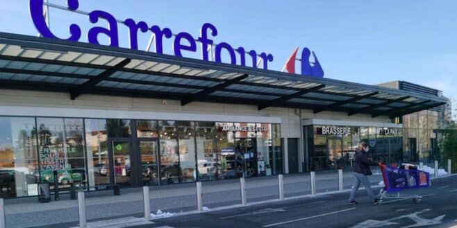 Carrefour lance la valise la plus pratique à prix mini pour faire des économies en avion !