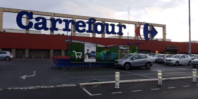Carrefour lance l'indispensable pour vous apporter un joli coin d'ombre sur votre terrasse !