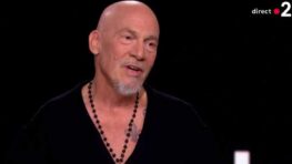 Florent Pagny victime d'un "piège": le chanteur très embarrassé sur le plateau de France 2