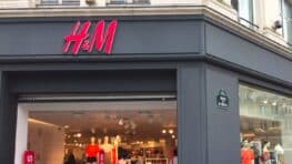 H&M lance la tendance maille avec sa robe à crochet exceptionnelle à prix mini !