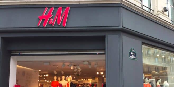 H&M lance la tendance maille avec sa robe à crochet exceptionnelle à prix mini !