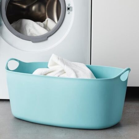 Ikea dévoile trois paniers pratiques à petits prix pour stocker son linge sale