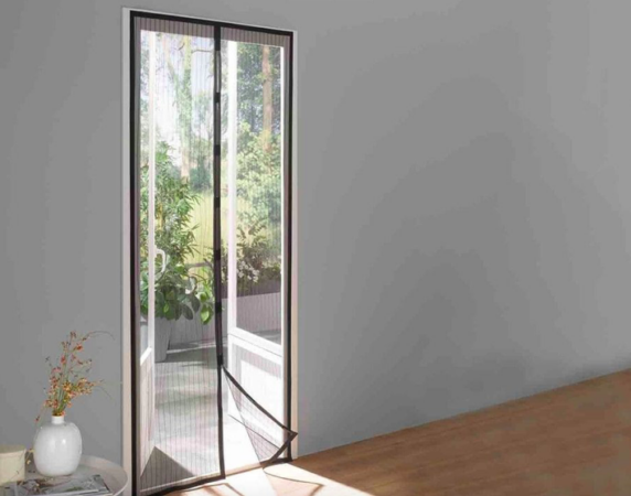 Lidl a l'indispensable pour empêcher les moustiques de gâcher vos nuits l'été !