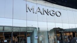 Mango prouve que les franges sont à la mode avec cette sublime robe très confortable !