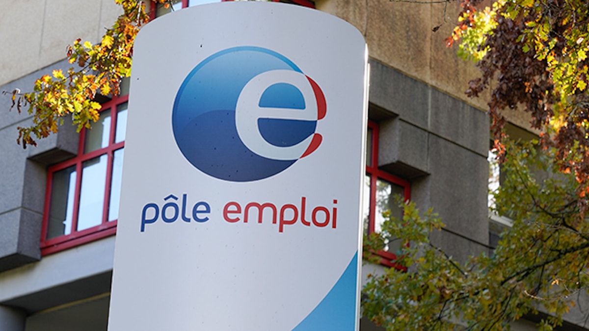 Pôle emploi si vous recherchez un travail, voici les secteurs qui recrutent le plus ! Tuxboard