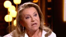 Sheila au bout du rouleau à cause de sa pension de retraite et voilà ce qu'elle doit fait pour vivre correctement !