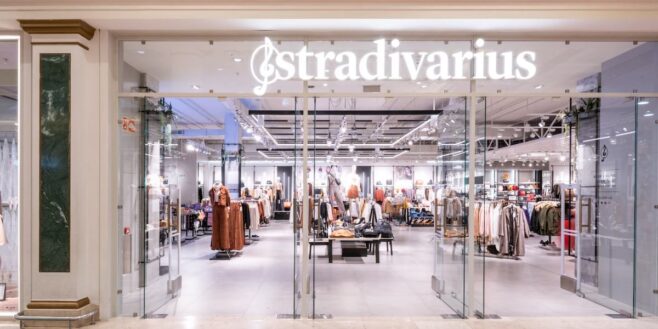 Stradivarius fait l'unanimité avec ce nouvel ensemble fleuri idéal pour être la plus stylée !