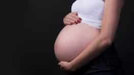 Une adolescente enceinte de triplés, abandonnée par ses parents voit sa vie basculer !