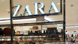 Zara provoque l'étonnement avec sa robe chemise à l'esprit nuisette très originale !