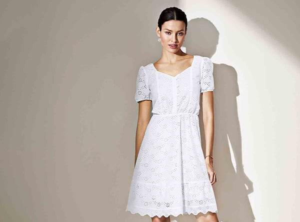 Lidl cartonne avec cette robe tendance à moins de 15 euros que vous allez adorer porter tout l'été