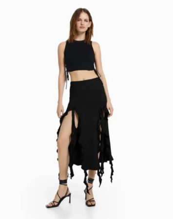 Cohue chez Bershka pour ce look branché de l'été ultra-original ! 