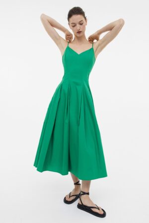 H&M : l'enseigne dévoile sa nouvelle robe canon de l'été qui va éclipser toutes les autres