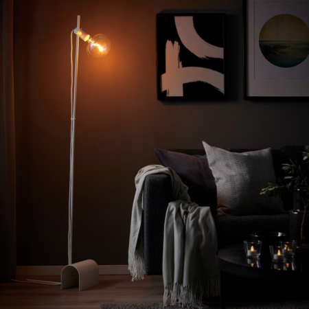 Ikea dévoile une lampe élégante pour ambiancer de manière cosy votre habitat