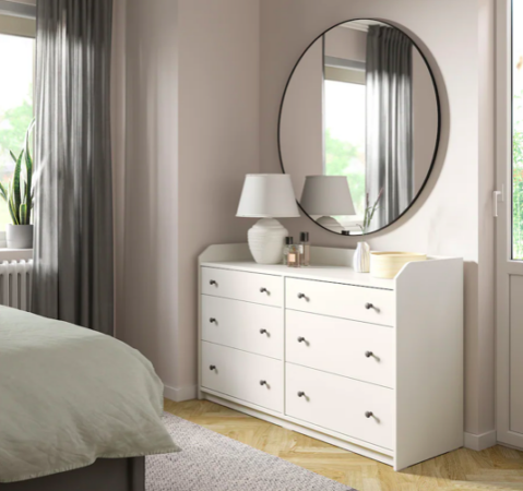 Ikea donne une touche très élégante à votre chambre avec cette sublime commode en bois !-article