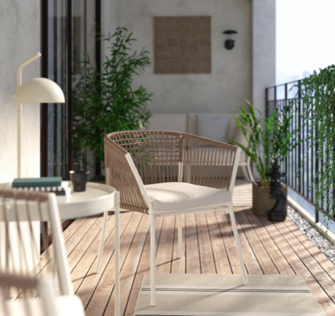 Ikea lance la plus belle chaise d'extérieur de la saison en corde tissée à la main !-article
