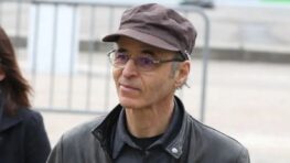 Jean-Jacques Goldman sa fille Caroline dévoile le lieu secret où il réunit toute sa famille !