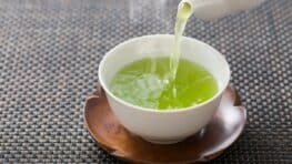Voici le meilleure thé vert à boire pour la santé selon Yuka et il coute moins de 2 euros !