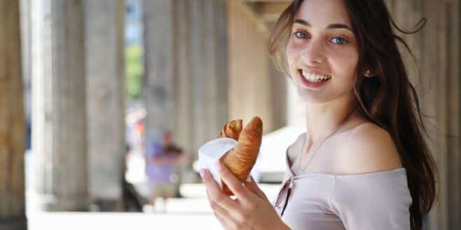 Voici où manger le meilleur croissant au beurre à Paris en 2023 !