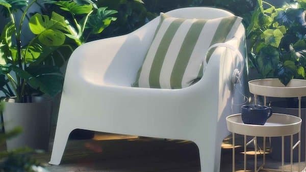 Ikea donne une touche moderne à votre jardin avec ce fauteuil tendance et très confortable